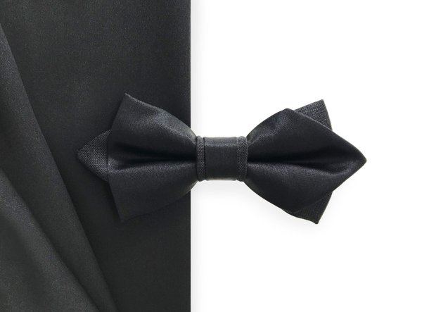 MAY-TIE BlackLine silk bow tie | black | Diamond Point