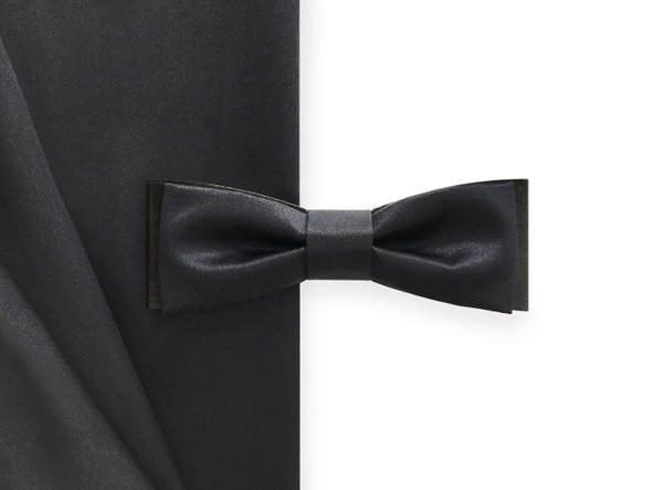 MAY-TIE BlackLine silk bow tie | black | Wooden Straight End